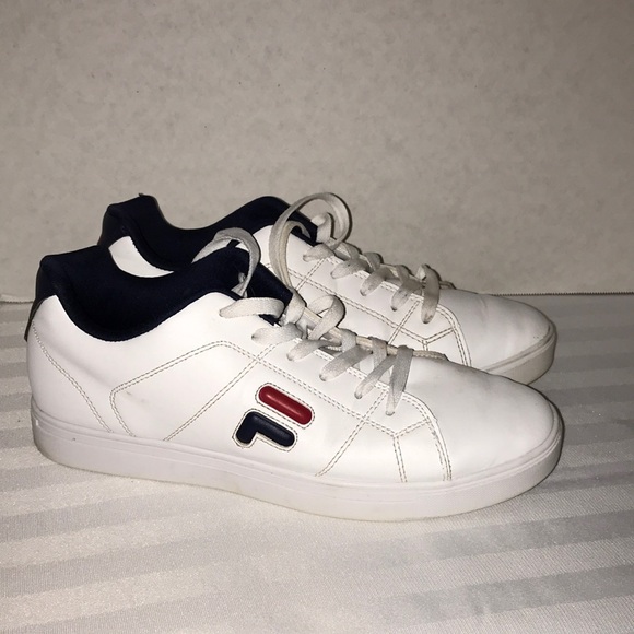Mens Fila shoes, in good condition, size 9.5 - Picture 1 of 9